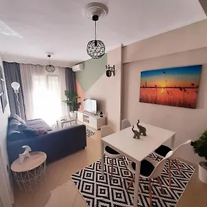 Apartament Sweet, Salonic