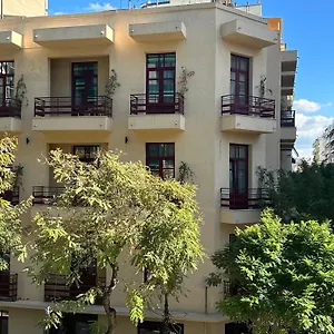 4* Apartmanhotel The Maroon Bottle Luxury